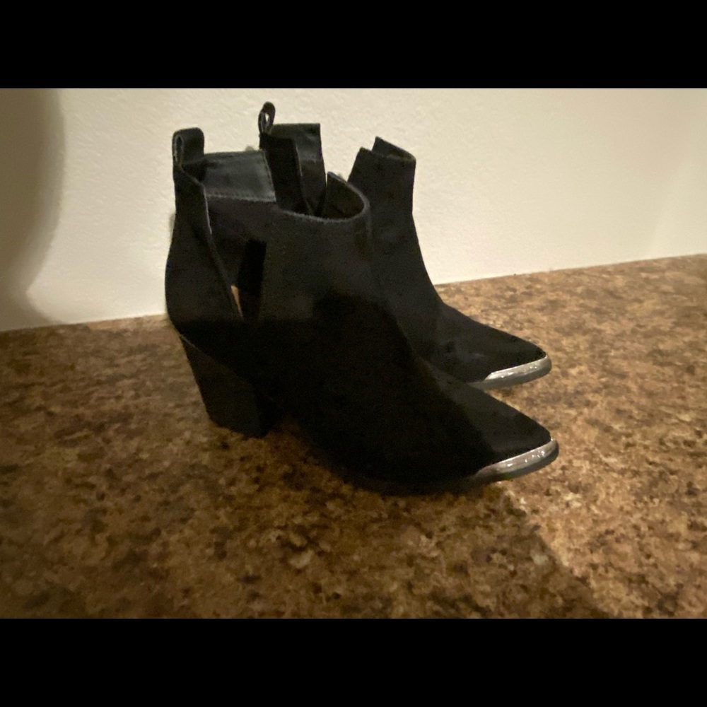 Mossimo Size 8